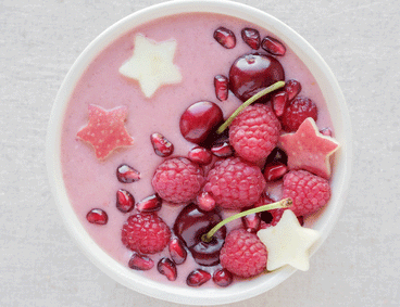 Raspberry Coconut Smoothie Bowl